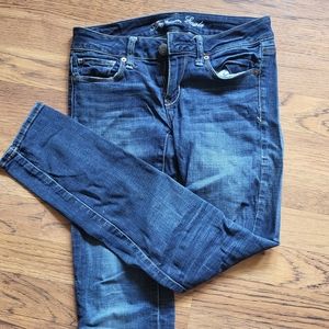American Eagle Skinny Jean's size 2 dark wash